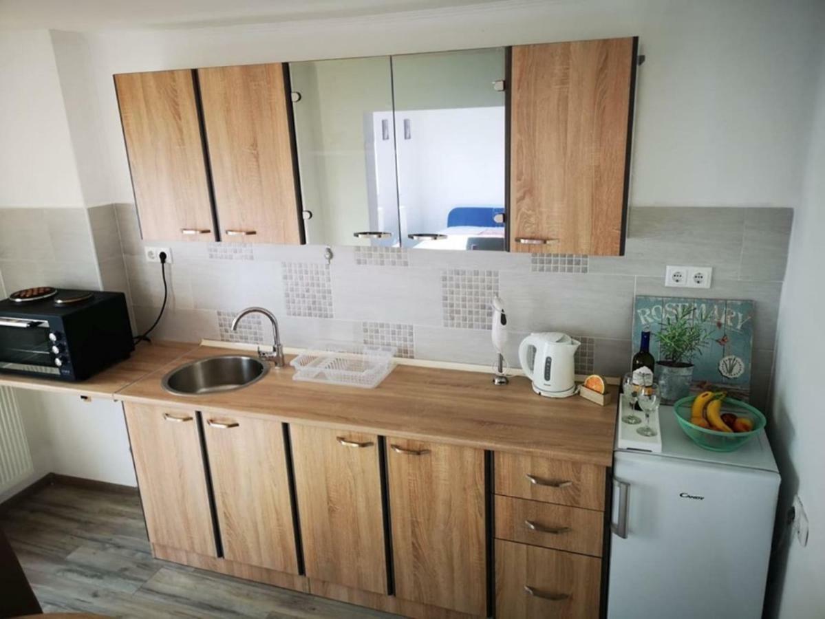 Apartman Borna Оточац Екстер'єр фото